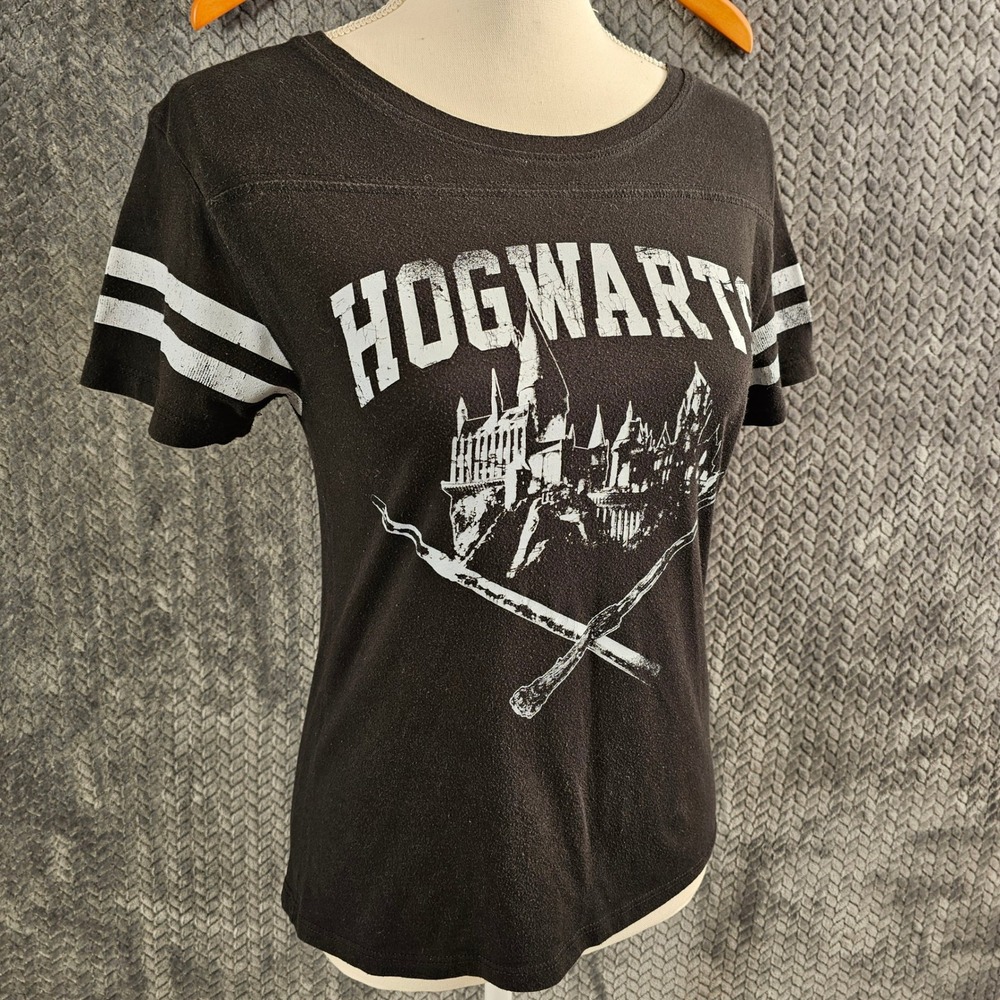 Harry‎ Potter Hogwarts Castle Wands Graphic T Shirt Womens Medium Black